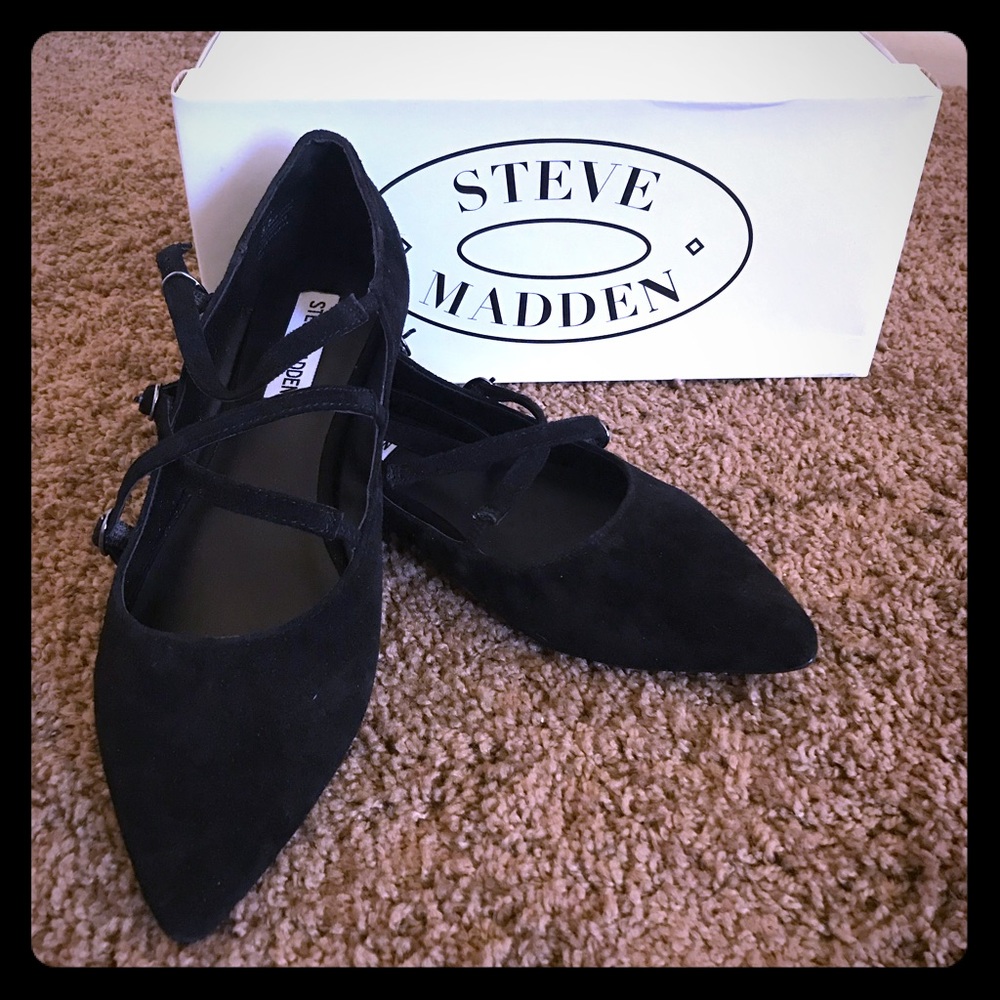 Black Steve Madden Flats
